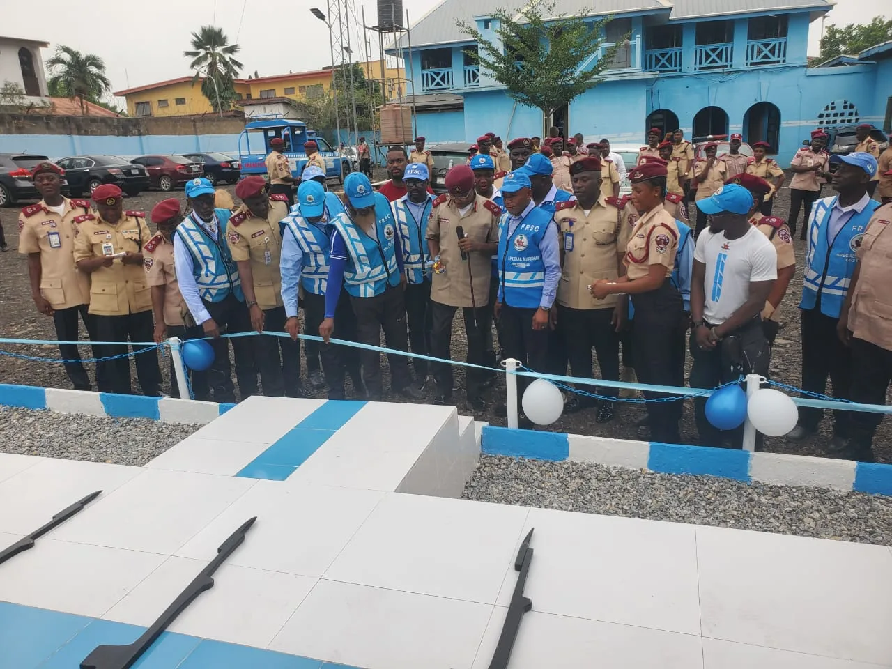 bd396a8813884ddc9eaf5665964bb0de